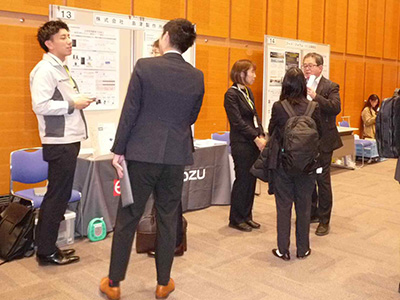 �W����i